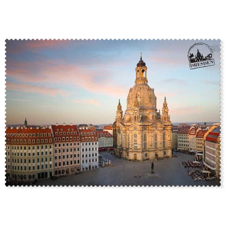 Dresden Postkarte Frauenkirche am Neumarkt im letzten Licht des Tages