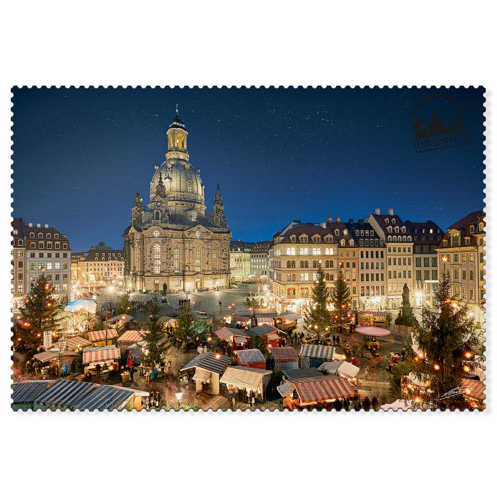 Dresden Weihnachten – Weihnachtsmarkt an der Frauenkirche Weihnachtsmarkt in Dresden mit beleuchteter Frauenkirche