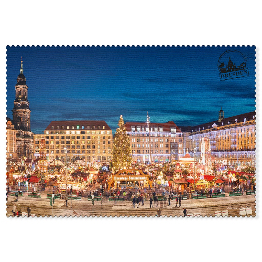 Dresden Weihnachten – Striezelmarkt mit Riesenrad Dresdner Striezelmarkt auf dem Altmarkt mit Riesenrad zur Weihnachtszeit